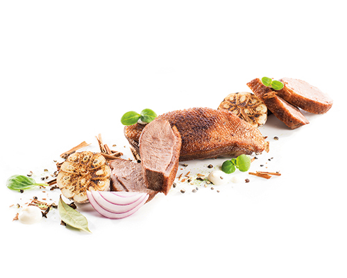 Geschmorte Gänsebrust, sous-vide gegart, ohne Knochen, im Fond, 8 Stück.