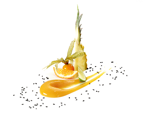 Gelbes Frucht-Gel aus Mangos, Bananen und Passionsfrüchten.