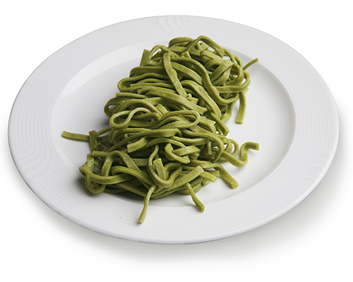 Fettuccine verde grüne Bandnudeln, al dente gekocht, Al dente gekocht.