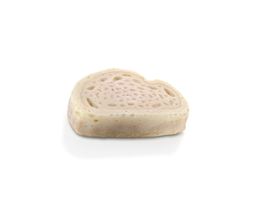 Pureed poultry ham on mixed rye bread flavoured with cream.