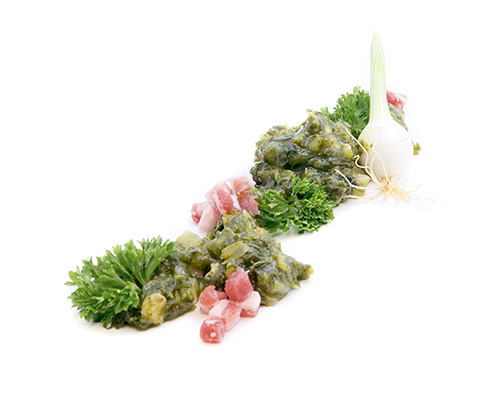 Grünkohl nach Holsteiner Art mit Speck und Zwiebeln.