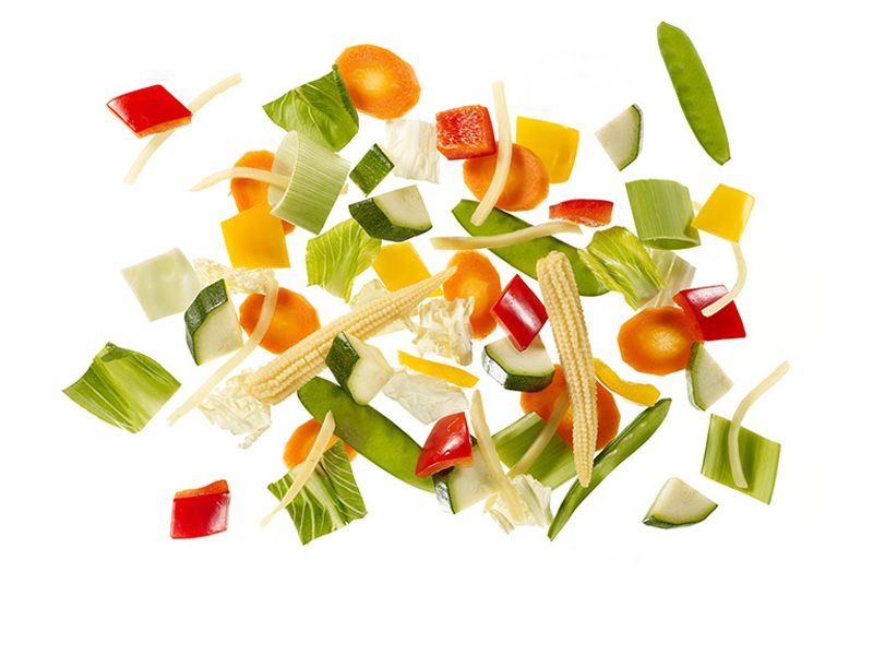 Wok vegetable mix "Asia" Carrots, Chinese cabbage, pak coi, red and yellow peppers, small baby corn, courgettes, mangetout, leek and bamboo shoots.