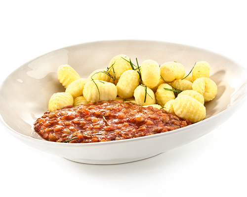 Linsen-Bolognaise mit Gnocchi.