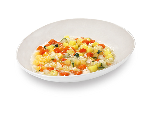 Bunter Gemüseeintopf mit Kartoffeln, Karotten, Kohlrabi, Steckrüben, Blumenkohl und Zucchini.