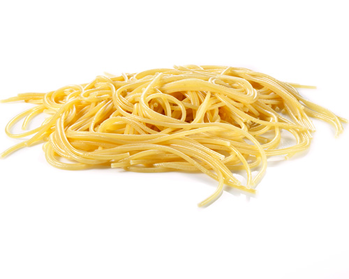 Spaghetti cooked al dente, cooked al dente.