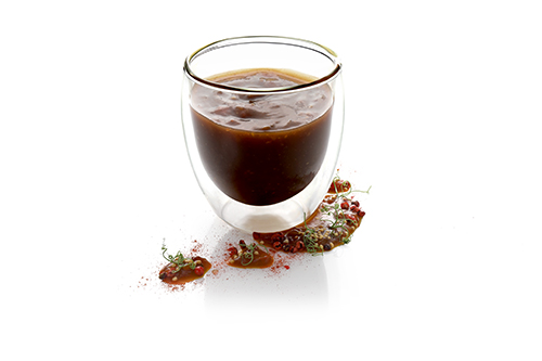 Vegane Biersauce kräftige Biersauce, verfeinert mit körnigem Senf, Rosmarin und Thymian.