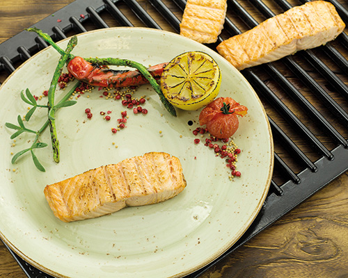 Salmon fillet trim E pre-grilled, skinless, boneless.