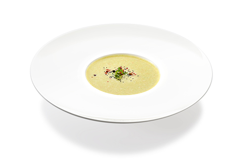 High-calorie cream of vegetable soup with peas, carrots and broccoli.