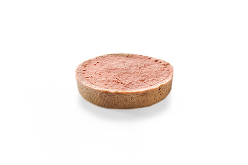 Roggenmischbrotscheiben püriert mit Geflügelsalami.