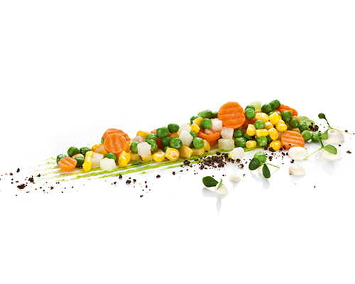 Gemüse-Mélange mit Erbsen, Mais, Karotten und Kohlrabi.