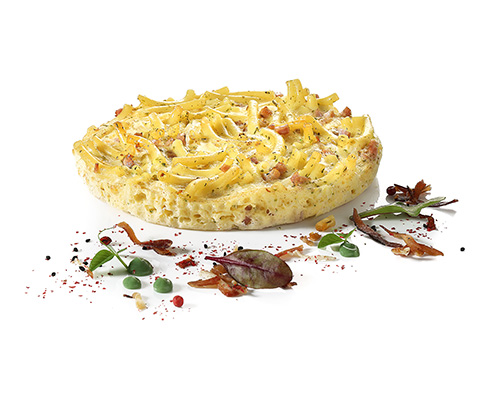 Pasta omelette with macaroni and ham, ø approx. 16 cm.