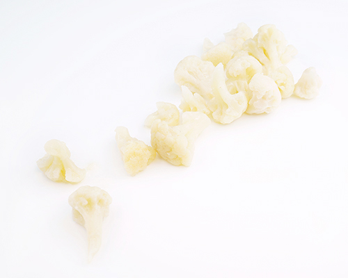 Kalafior dodatkowo wstępnie ugotowany.