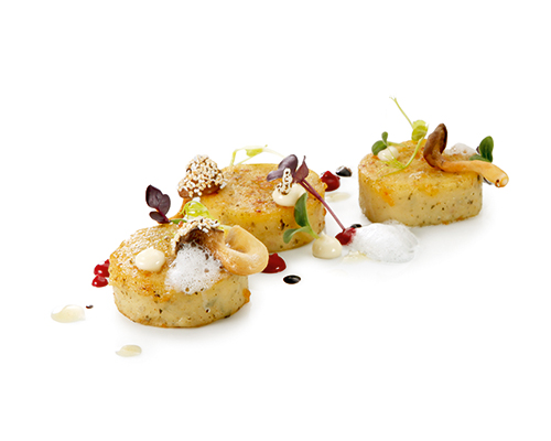 Macairekartoffeln mit Speck, in der Stange, ø ca. 4,3 cm.