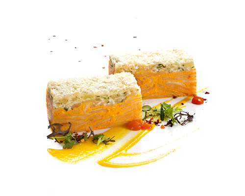 Süßkartoffel-Birnen-Gratin mit Kartoffeln, Paprika und Kokos, 3,5 x 6 cm.