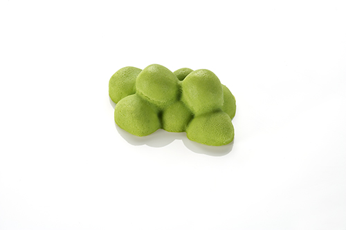 Pureed peas enriched with quark and cream.