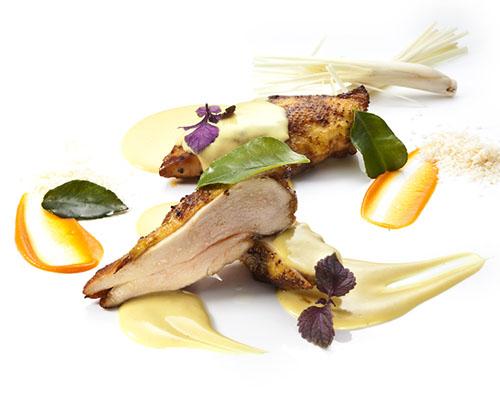 Chicken breast in coconut sauce, whole breast cut into thirds, flavoured with lemongrass and kaffir lime leaves.