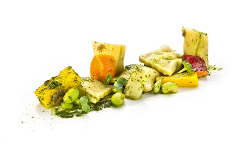 Vegetarian Maultaschen with garden vegetables and parsley butter.
