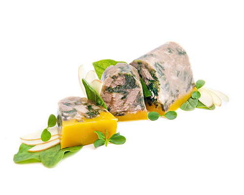 Ententerrine mit Orangengelee verfeinert mit Spinat, 5,5 x 32,5 cm.