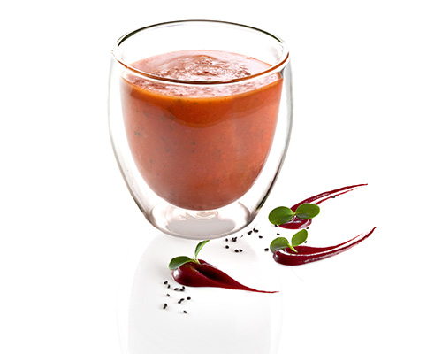 Organic tomato sauce, fruity, lightly chopped.